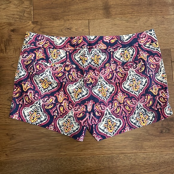 J. CREW Pink Blue Yellow Paisley Pattern Stretch City Fit Chino Shorts SZ 10 - Picture 2 of 7